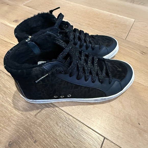P448 Black High-Top Sneakers with Fur Lining - Picture 1 of 4
